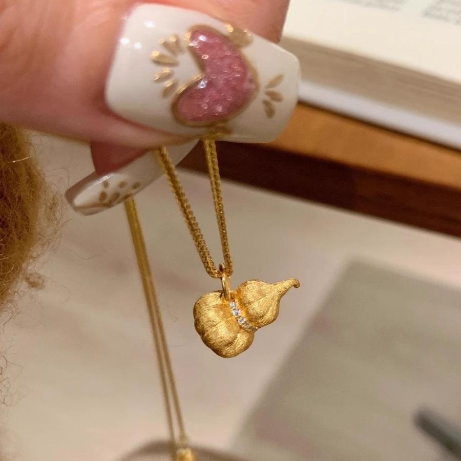 New Chinese Brushed Diamond-encrusted Pumpkin Gourd Necklace Light Luxury Exquisite Versatile Collarbone Chain