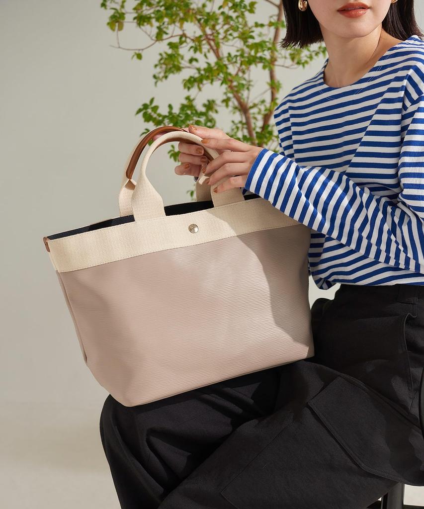 Tote Bag RIPPLE Neo Leather A4 Tote Bag 503060100300 Pale Beige [Topkapi] Women's