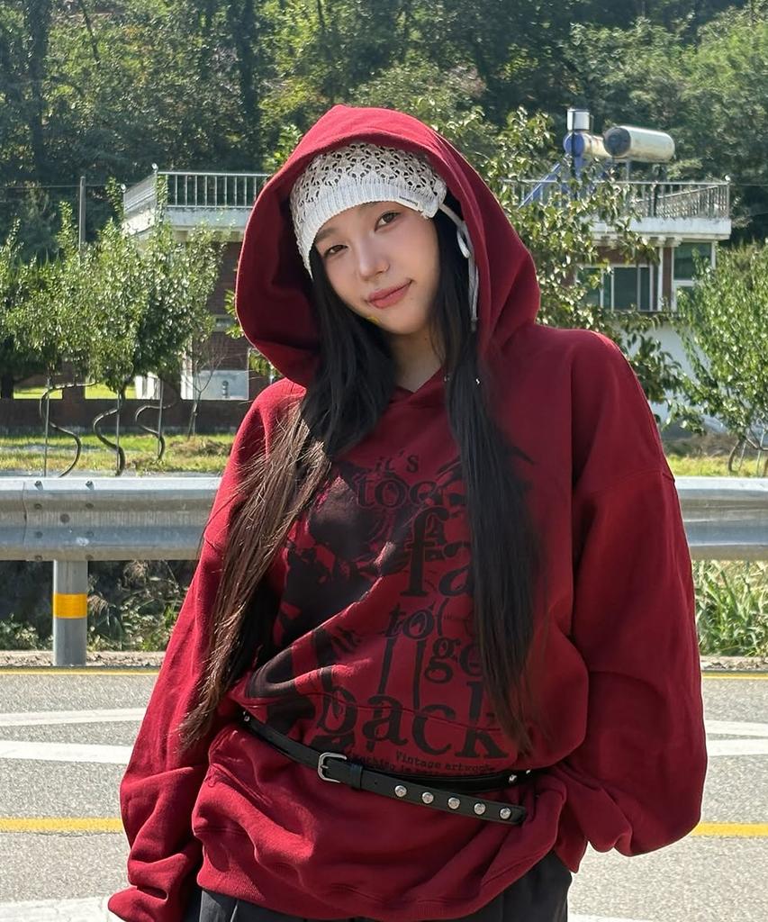 Vintage Artwork Hoodie_Burgundy