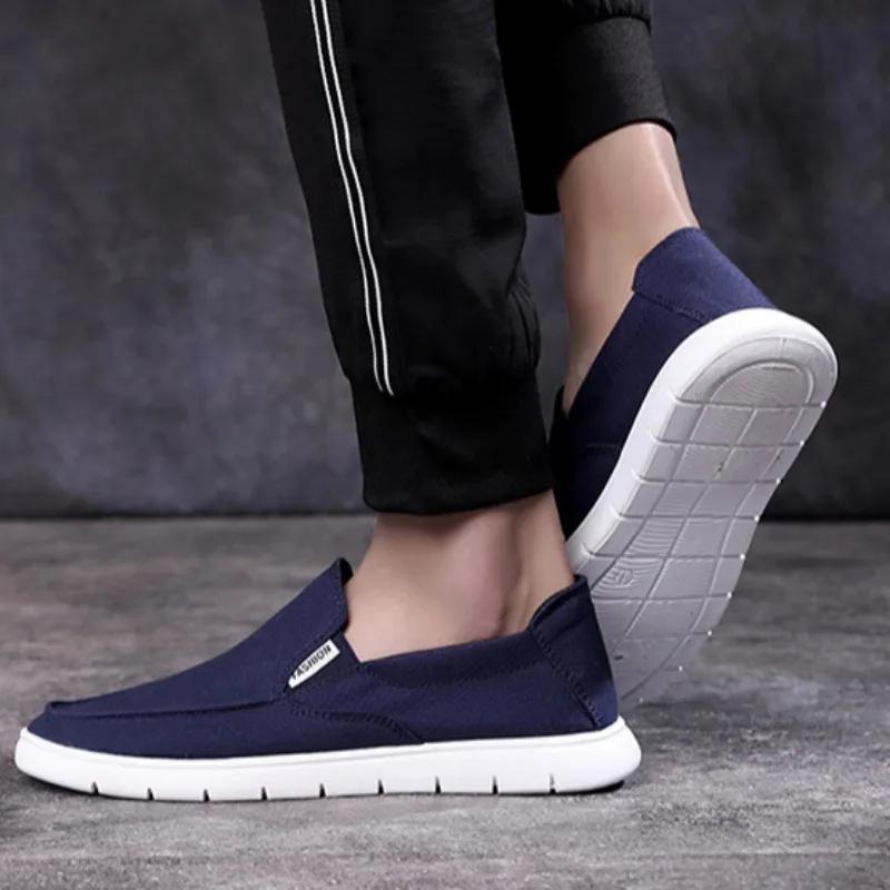 Chaussures en Toile Légères pour Homme 2024 Été Mode Respirantes Plates de Marche Antidérapantes Confortables Mocassins de Conduite Décontractés à Enfiler