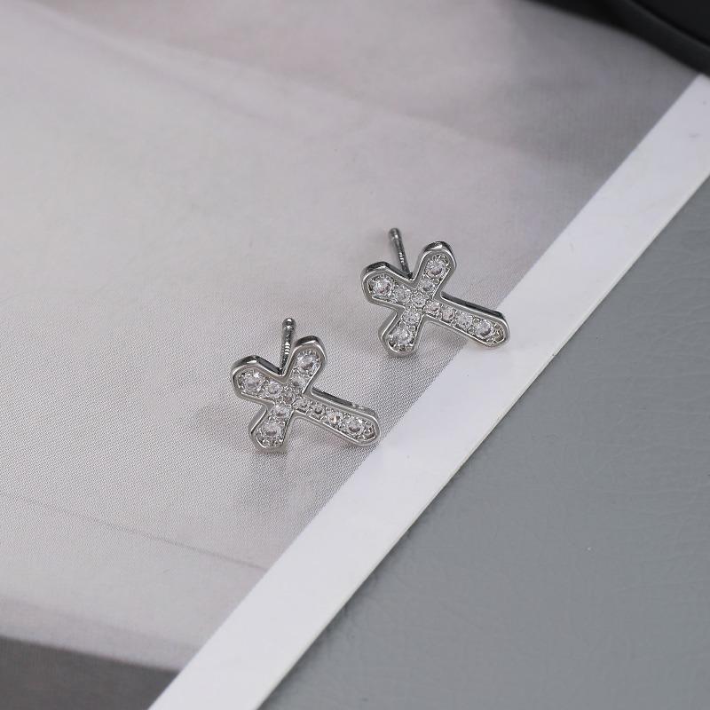 Diamond-studded Cross-shaped Stud Earrings - Sophisticated and Stylish Pure Silver Men's Earrings for Boys, Women's Accessories