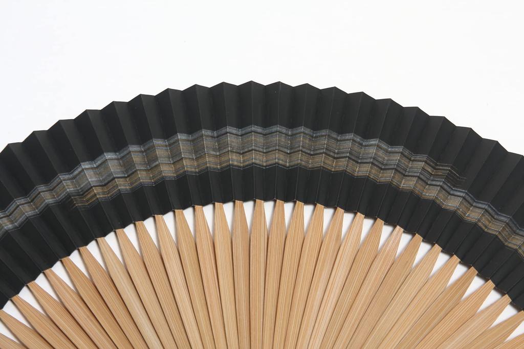 folding fan for 45 short handcrafted by Kyoto with fan case and paper box [Hasegawa] Kyoto-style men, double-sided design, ribs, length, high-quality,