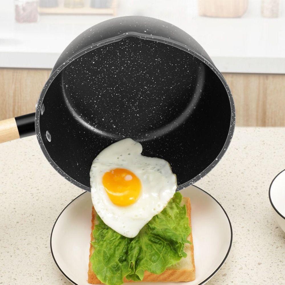 Multifunction Iron Omelette Pan Non-stick with Wooden Handle Wheat Stone Stockpot Pasta Pots Kitchen Supplies