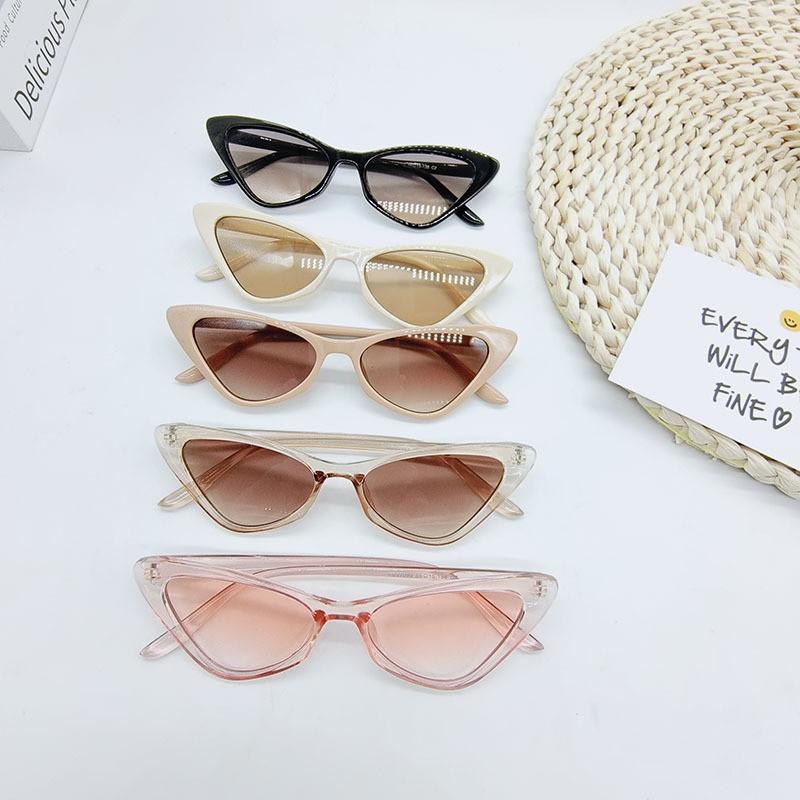 4pcs Retro Cat Eye Sunglasses UV400 Eyewear Sunglasses for Women Sun Glasses Small Frame Vintage Fashion Shades
