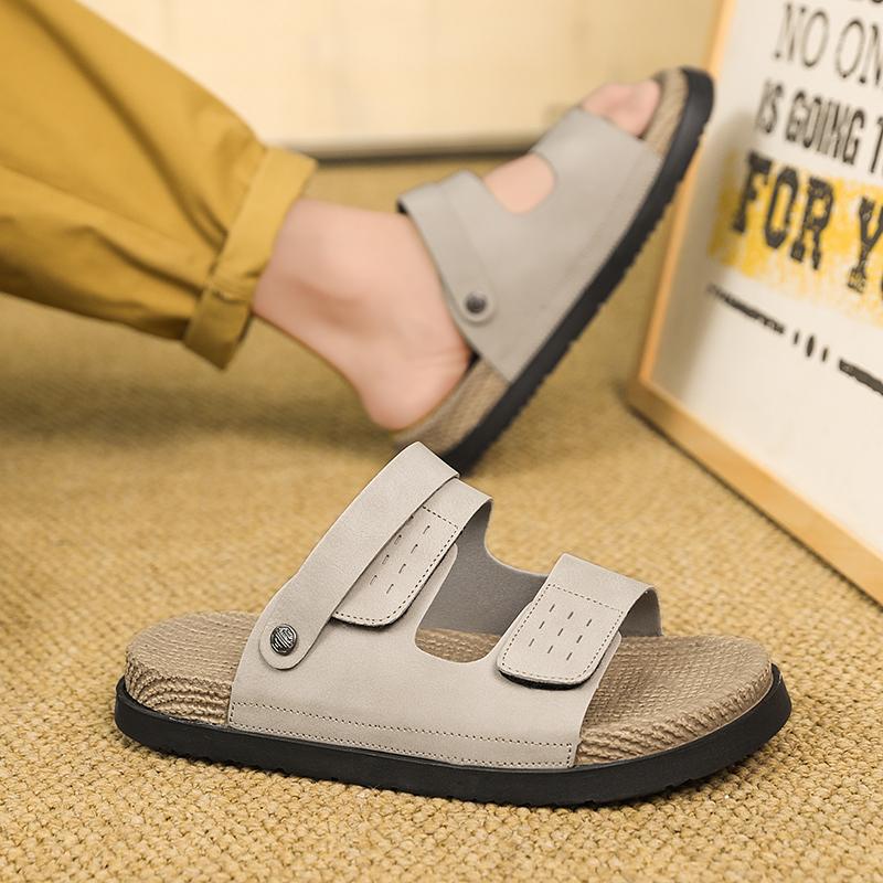Fashion Quality Versatile Casual Men Slippers Outdoor Thick Soled Soft Comfortable Beach Slippers Simple Fashionable Flat Leather Sandal