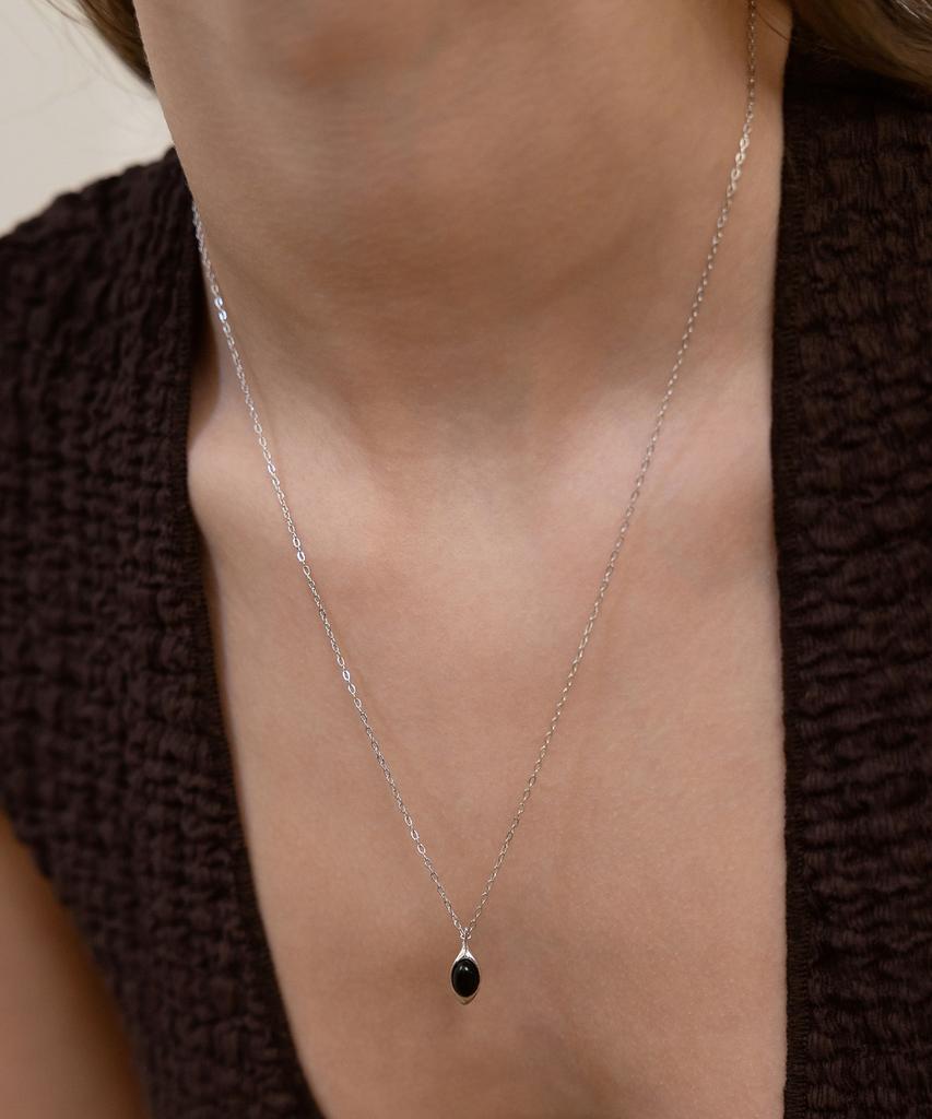 Tatiana (Silver 925) Oval Stone Pendant Long Necklace Nz2504 Onyx