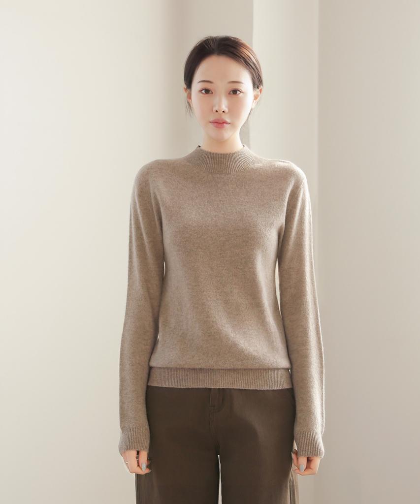 Keulleiseu Classic Mood 100% Wool Mock Neck Knit_Olive