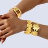 Exquisites Edelstahl Gänseblümchen Öffnungs Manschettenarmband für Damen, Armband in Goldfarbe mit Spiralmuster, Wasserdichter Schmuck Geschenk