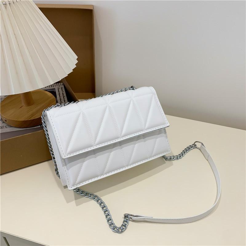New Arrival Mini Shoulder Bag 2022 Fashion Korean Style Quilted Chain Embroidery Crossbody Bag