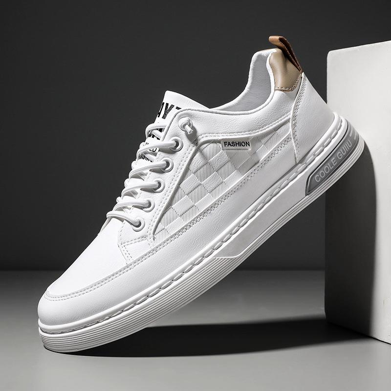 Herrenschuhe 2023 Neue Frühlings-Herren-Freizeit-Lederschuhe, die alle innerhalb der Bewegung passen, um die Flut zu erhöhen. Kleine weiße Herrenschuhe, Board-Schuhe