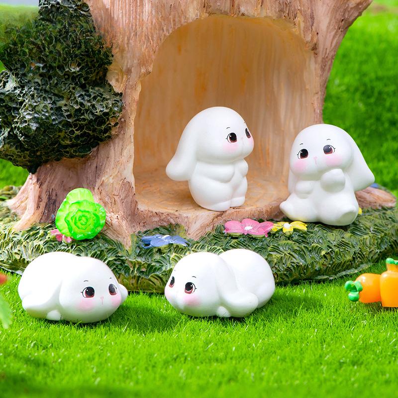 Micro Landscape Decoration Cute Rabbit Animal Figure Hand Resin Crafts Desktop Car Decoration