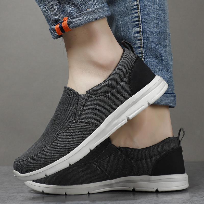 Chaussures en Toile Décontractées pour Hommes Respirantes Confortables Outdoor Slip on Baskets de Marche Mocassins pour Hommes Chaussures de Conduite Taille 39-46 Chaussures Plates Homme