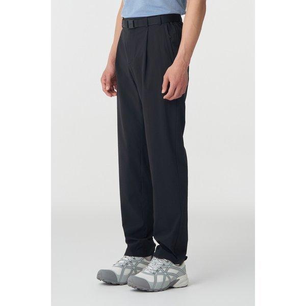 Kolon Sports Men One Tuck Regular Fit Pants Black Jwpnm25251blk