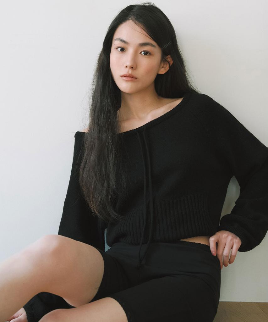 Ieoning String Offshoulder Pocket Knit, Black