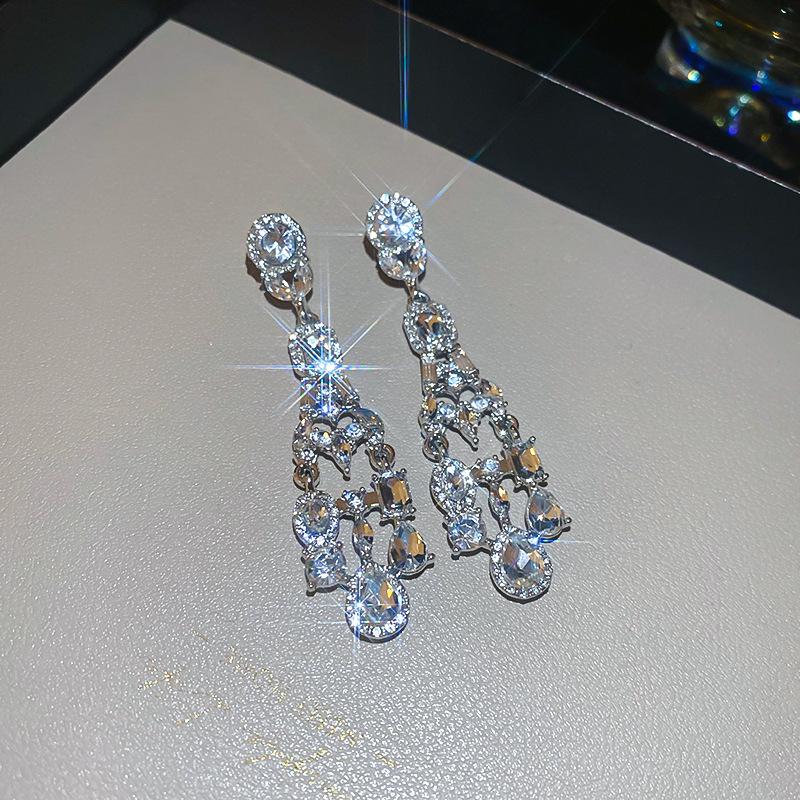Elegant French Court Rhinestone Water Drop Tassel Earrings