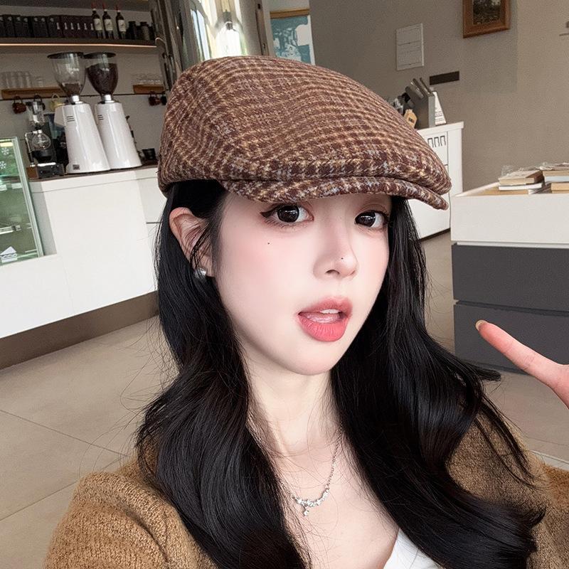 Retro Plaid Progressive Hat Women's Autumn and Winter Versatile British Style Newsboy Painter Hat Backward Wearing Woolen Duck Beret