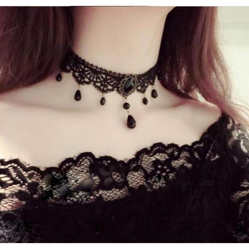 Accessoires Damen Halsband Cervical Court Gothic Hottie Halskette Spitzenhalsband Choker Schlüsselbeinkette Kragen Vintage