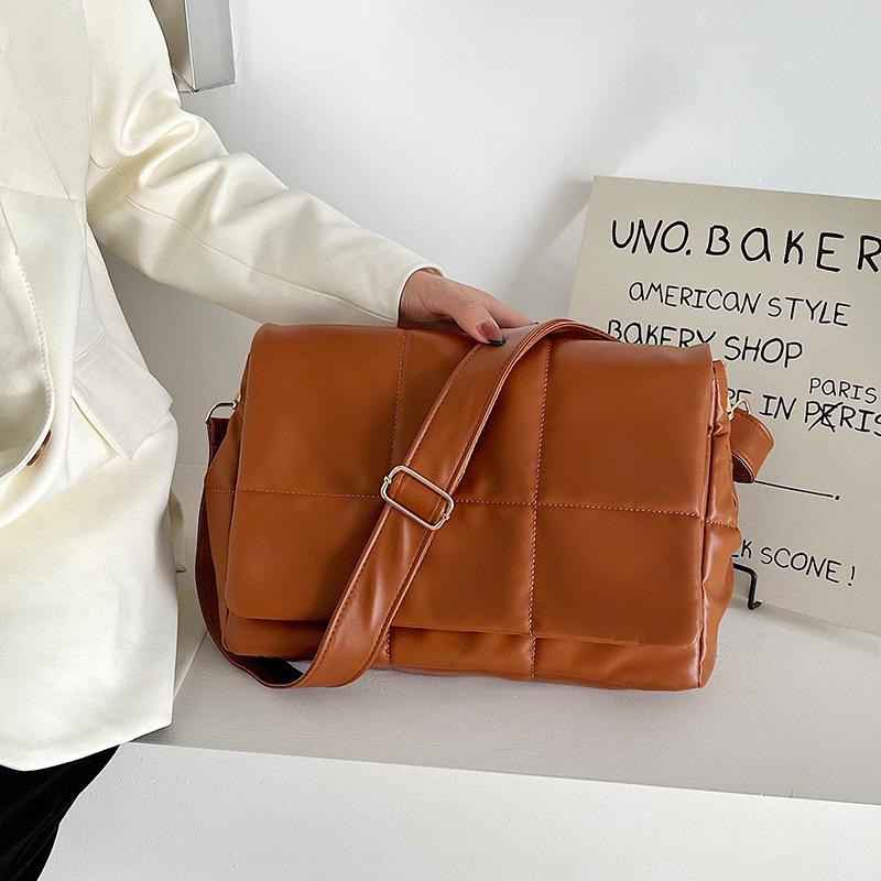 Herfst en Winter Down Schoudertas Dames PU Leer Flap C Crossbody Tas Grote Capaciteit Spons Messenger Handtas Bolsa