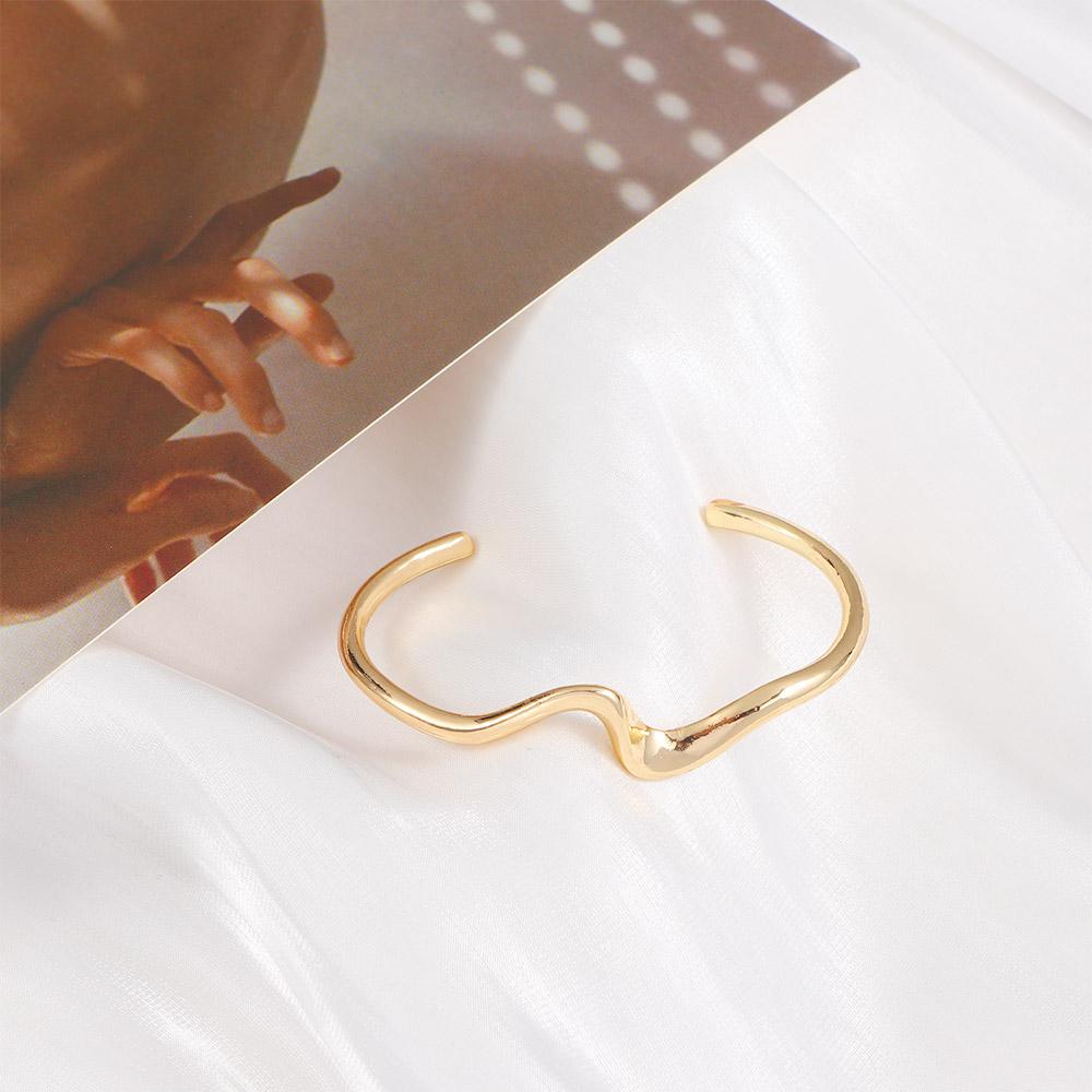 Twisted Elegant Arc Girls Bending Adjustable Women Gift Jewelry Simple Bracelet Opening Bangle