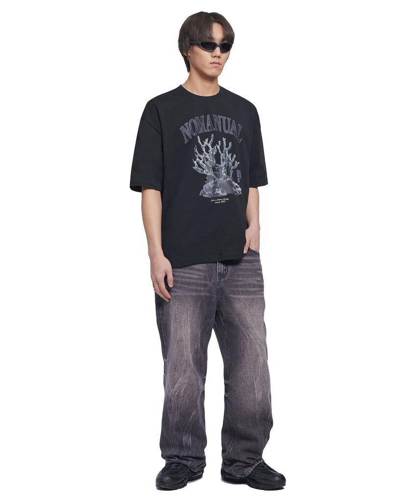 Nomaenyueol Metal Coral Reef T-Shirt - Black