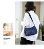 Urban Minimalistische Damen Nylon Umhängetasche - Lässige Bedruckte Kleine Quadratische Tasche für Mittelalte und Ältere