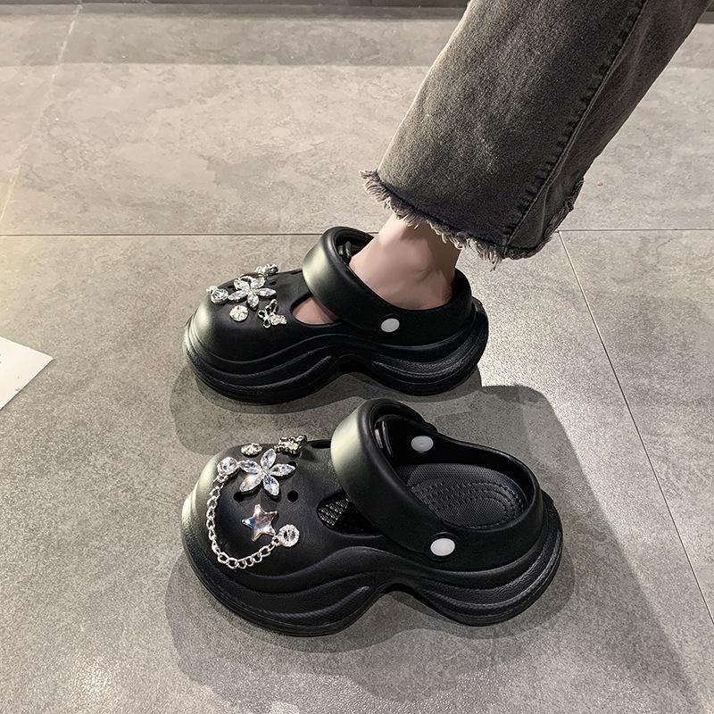 Spring and Summer 2025 New Rhinestone Heightening Hole Shoes Women's Ins Tide Non-slip Thick Sole Two Wear Bag Head Slippers Women's Shoes