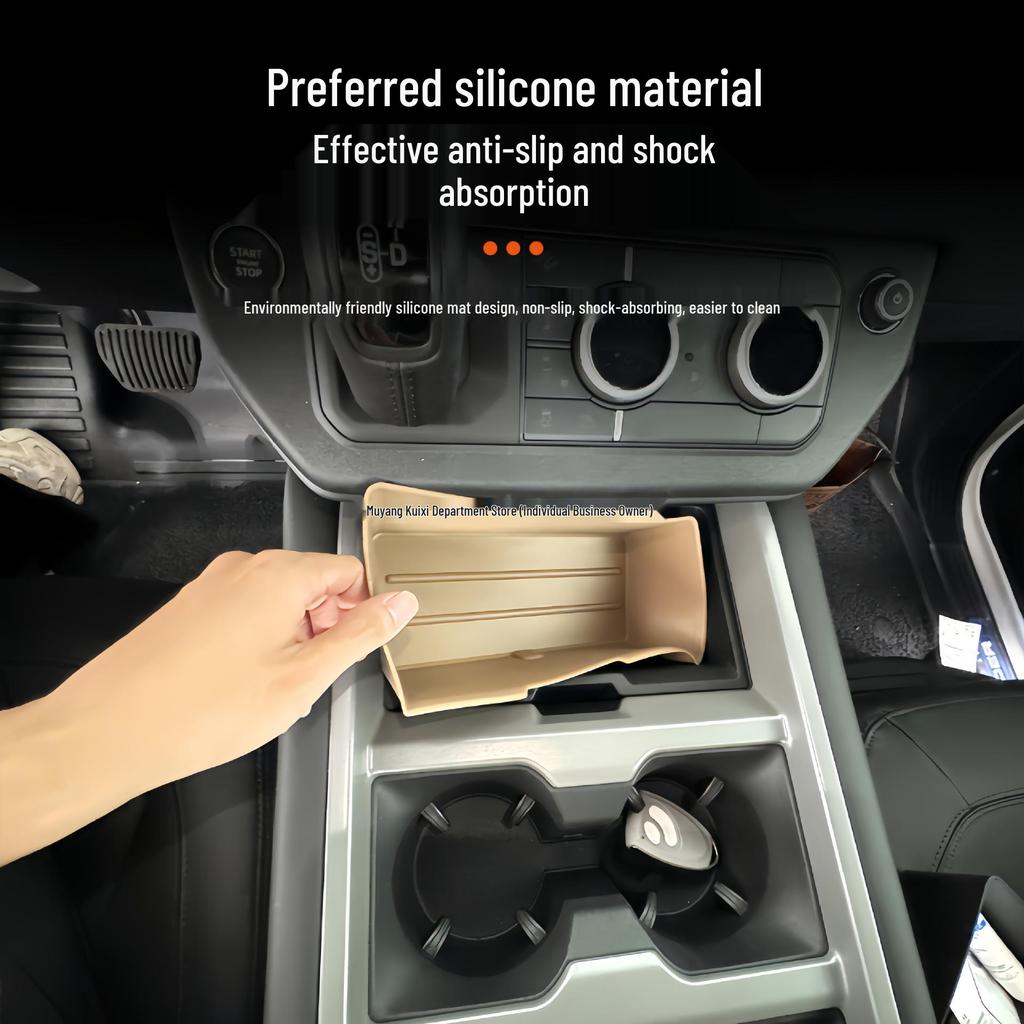Non-Slip Silicone Storage Mat for Land Rover Defender 25 Center Console (110/90)
