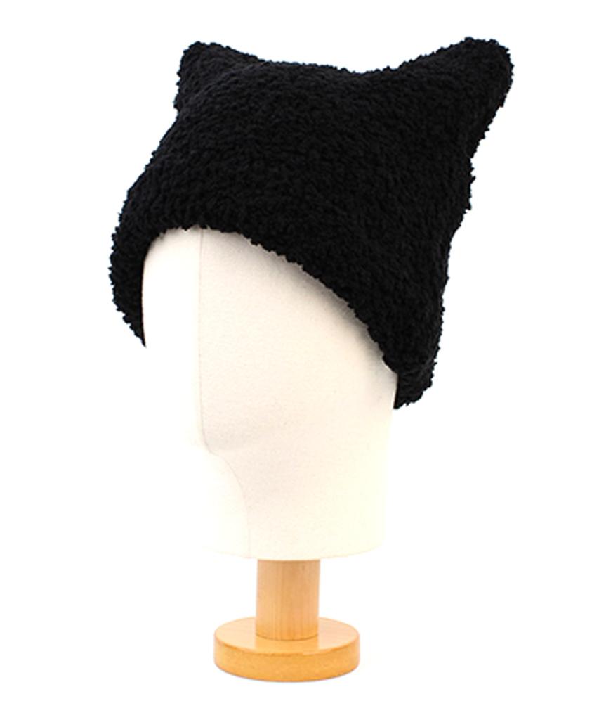 Yunibeosyeolkemiseuteuli Horn Fleece Black Beanie Horn Beanie