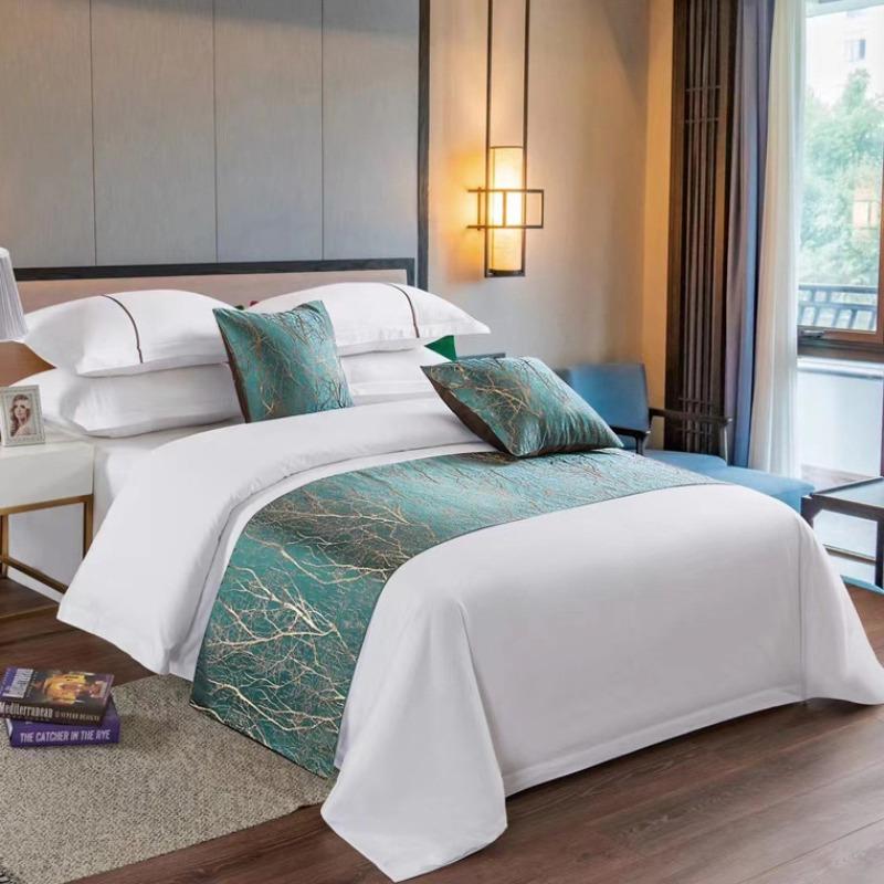 European Style Bed Runners Luxury Embroidery Bed Flag Throw Runner Wedding Room Hotel Home Decoration Bed Tail Towel Pillowcase