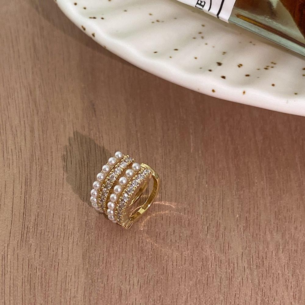Piercing Jewelry Gifts Cartilage Clip Earrings Korean Earrings for Women Pearls Ear Clips Ear Cuff