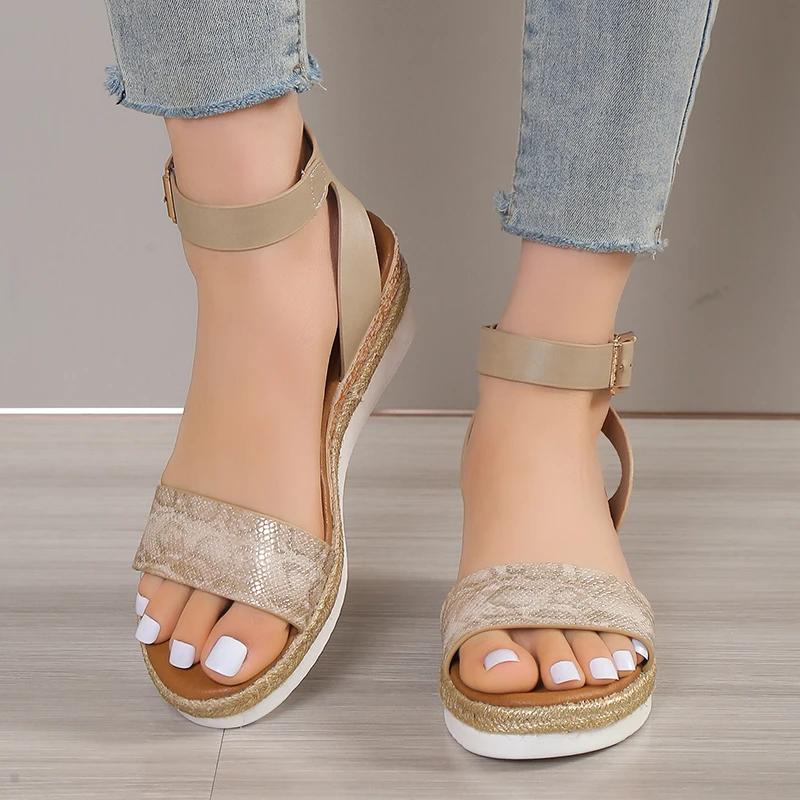 Hot Sale Damesschoenen Gespriem Dames Sandalen Mode Peep Toe Casual Sandalen Dames Zomer Plus Size Wedge Sandalen