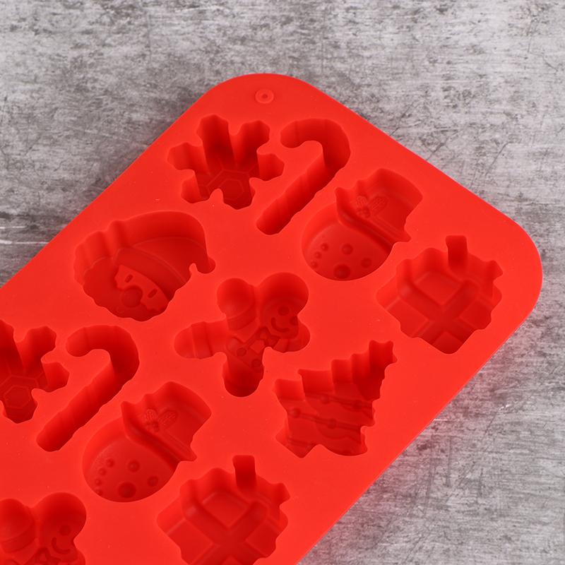 Christmas Theme Silicone Candy Mold Chocolate Cookie Baking Tools Trays Xmas Trees Gingerbread Man Gift Mold Cake Decoration