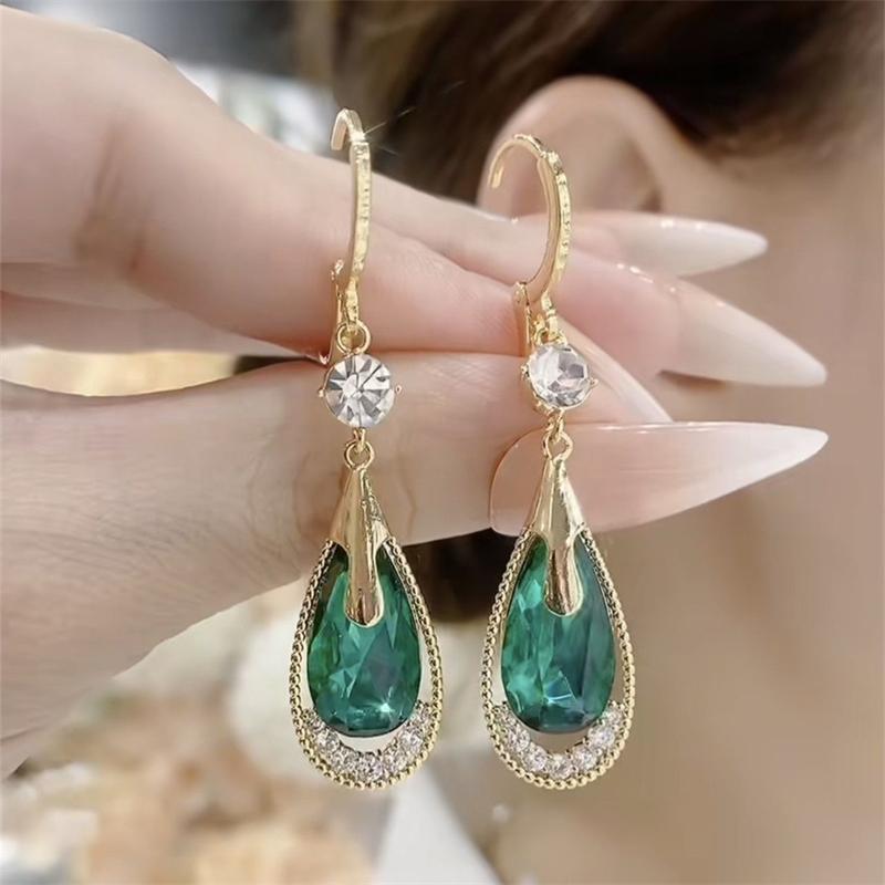 Trendy New Purple Water Drop Women's Dangle Earrings Green Crystal Pendants Gold Metal Ear Buckle Female Hanging Earrings