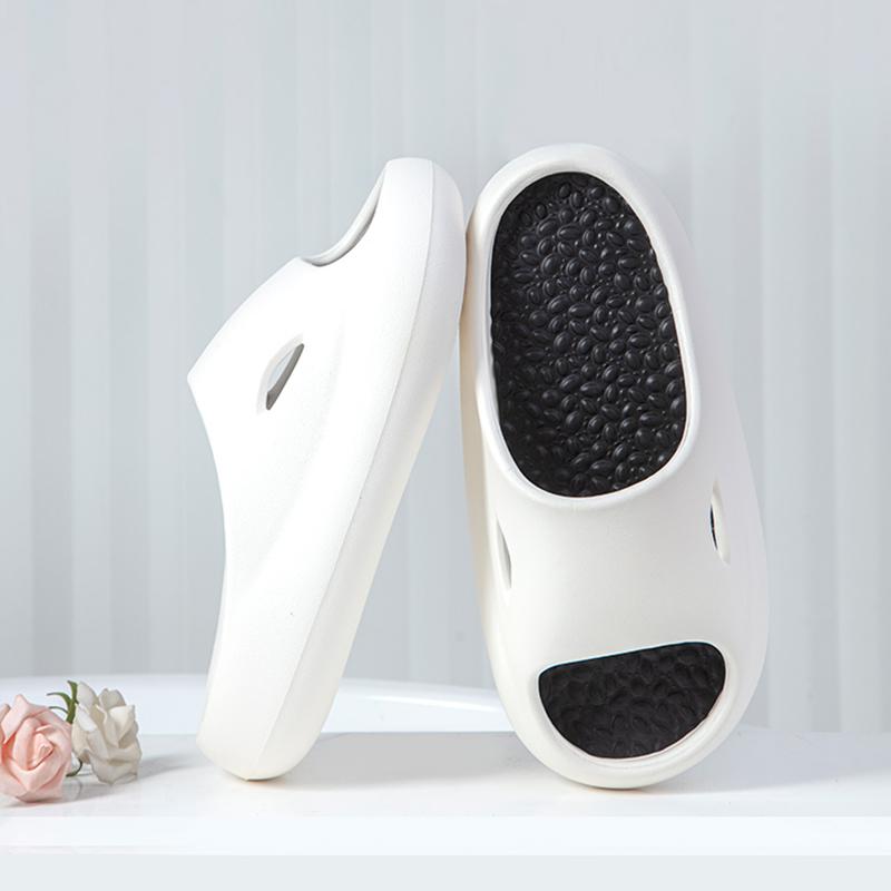 2024 Thick Platform Bathroom Home Slippers Women Outdoor Soft Sole Couple Slides Shoes Woman Non Slip Flip Flops Beach Sandals