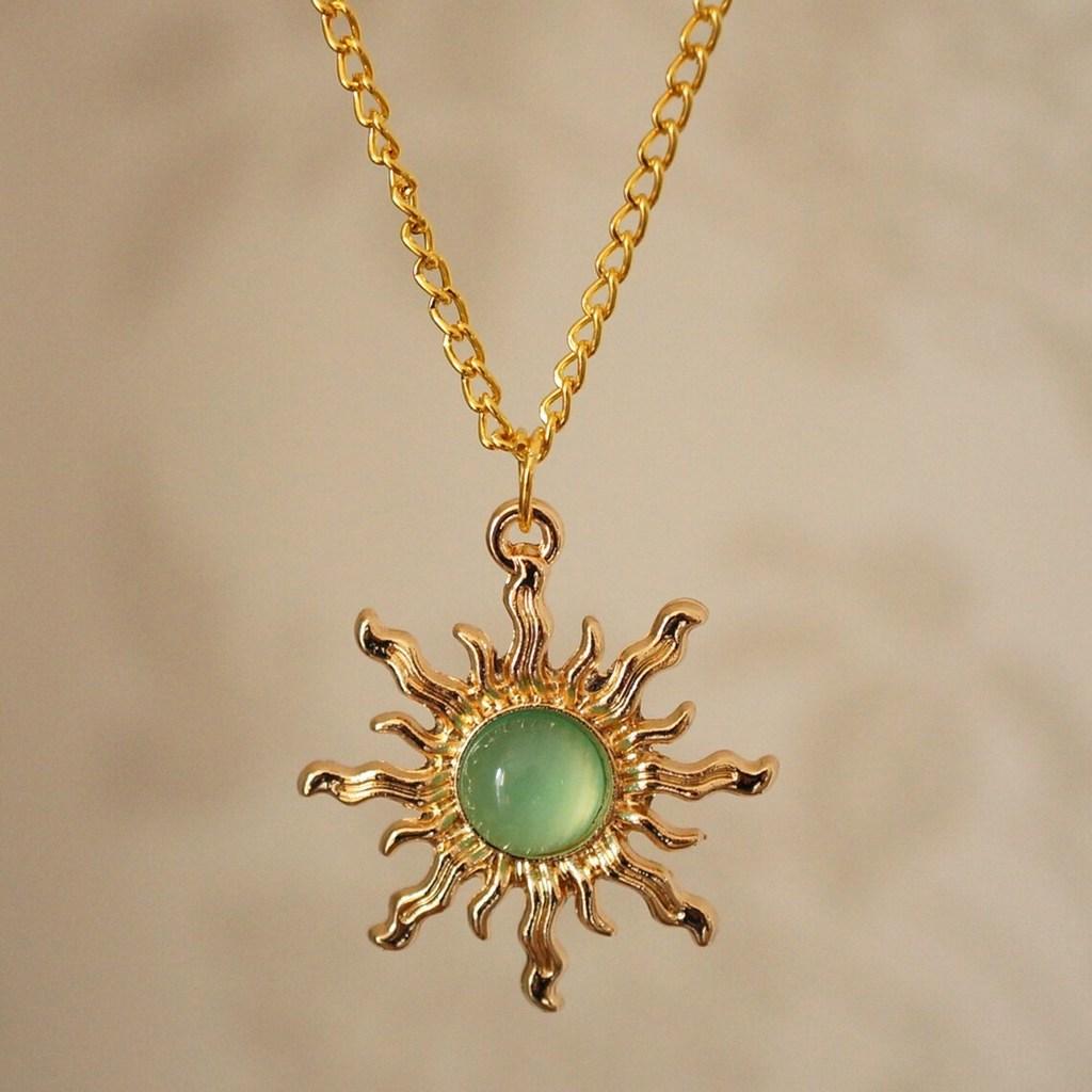 Gothic Gold And Light Green Sun Necklace And Earrings Set With Geometric Pendant For Party Wear