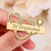 Personalisierte Namensgravur Kundenspezifisches LOGO Reversnadel Brosche Für Arzt Edelstahl Kundenspezifische Professionelle Anstecknadeln Schmuck