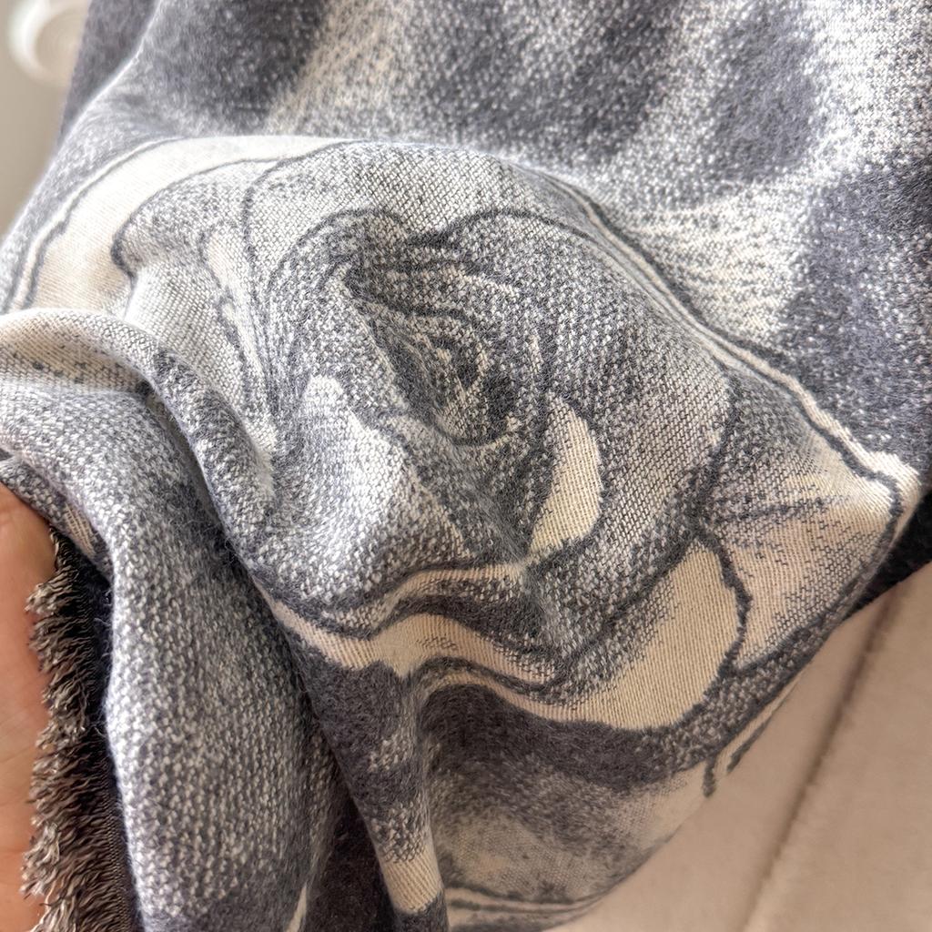 Elegance Women Rose Leopard Print Scarves Winter Warmer Pashmina Two-Sided Female Shawls Thick Blanket Wraps Foulard Scarf