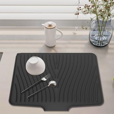 Silicone Dish Drying Mat Heat Resistant Drain Pad Sink Mat for Kitchen Counter Quick Drying Dish Mat Multifunctional Tableware Mat