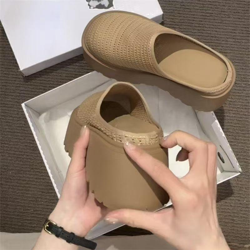 Mesh Thick-soled Women's Summer Outer Sandals 2025 New Hollow Super Fire Retro Heightening Non-slip Bag Head Half Slippers