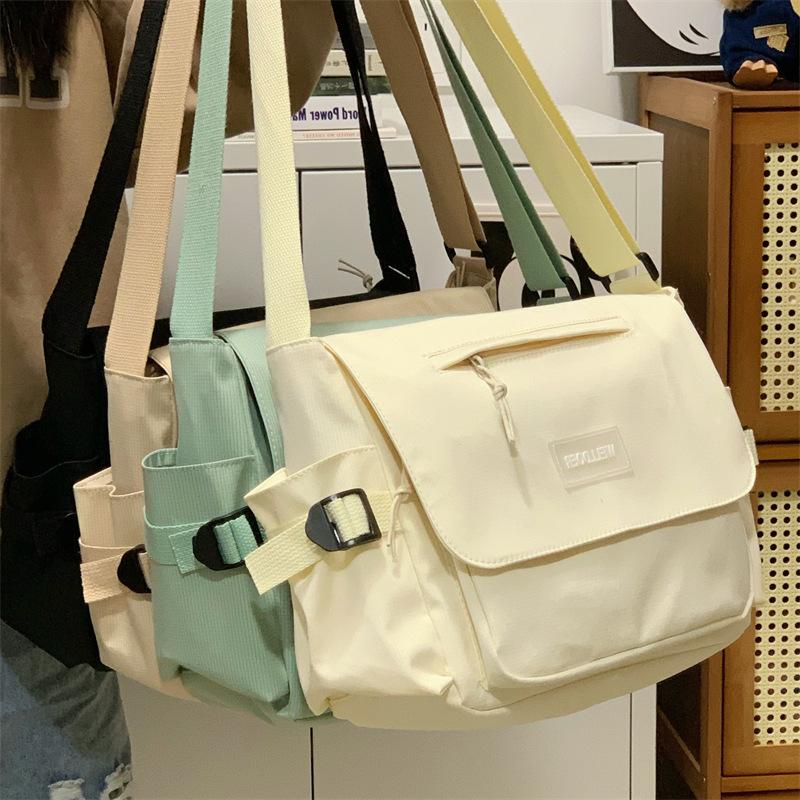 Large-capacity New Student Messenger Bag Women's Versatile Solid Color Simple Mailman Bag Junior High School Make-up Shoulder Bag