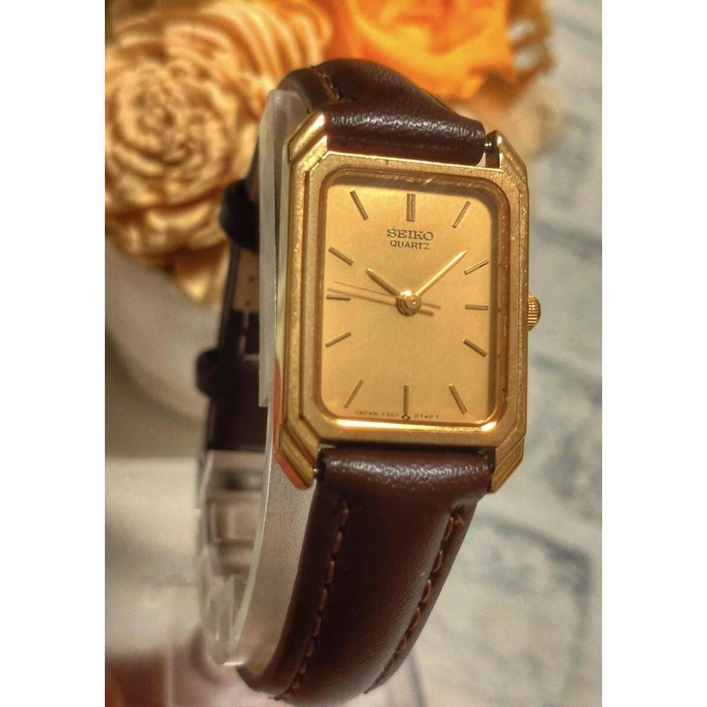 Operation New Battery Replaced SEIKO QUARTZ Seiko Quartz Ladies Watch Gold Color Belt New Square Vintage