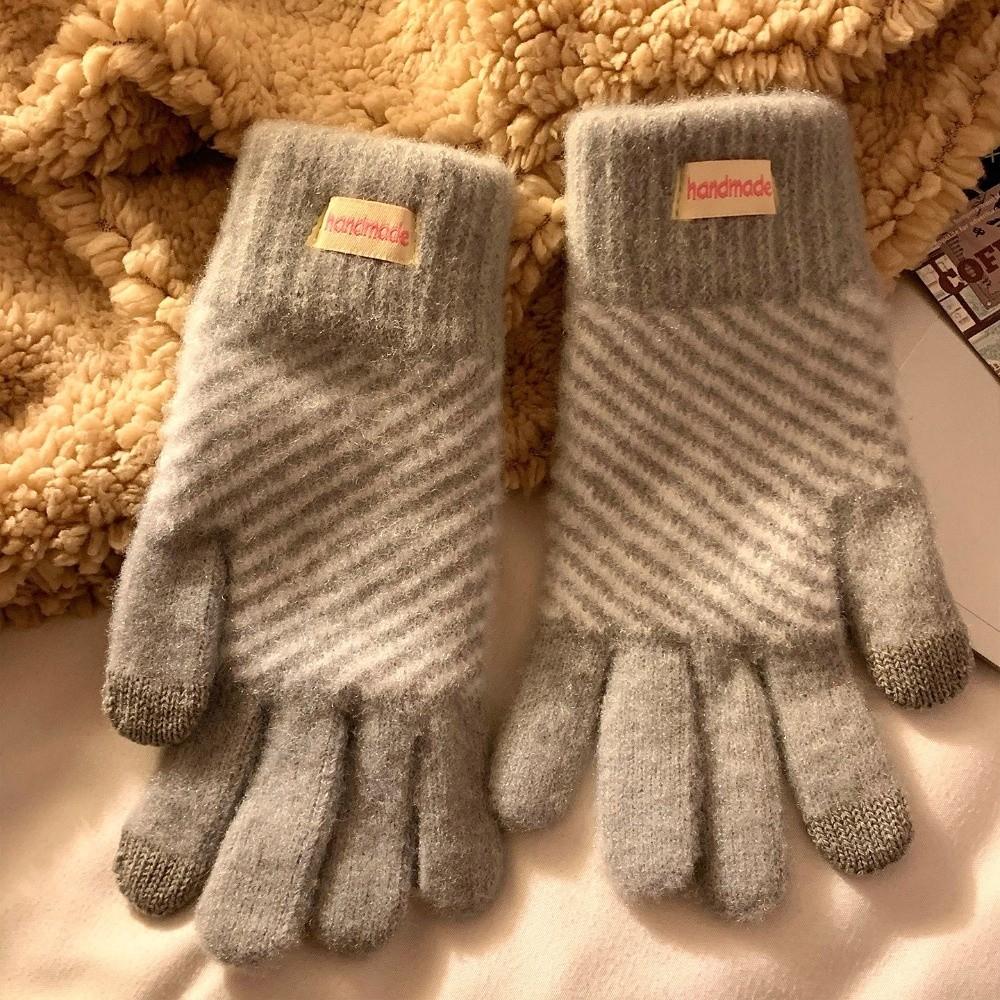 Polyester Fuzzy Striped Knitted Gloves One Size Thick Fleece Lined Gloves For Student