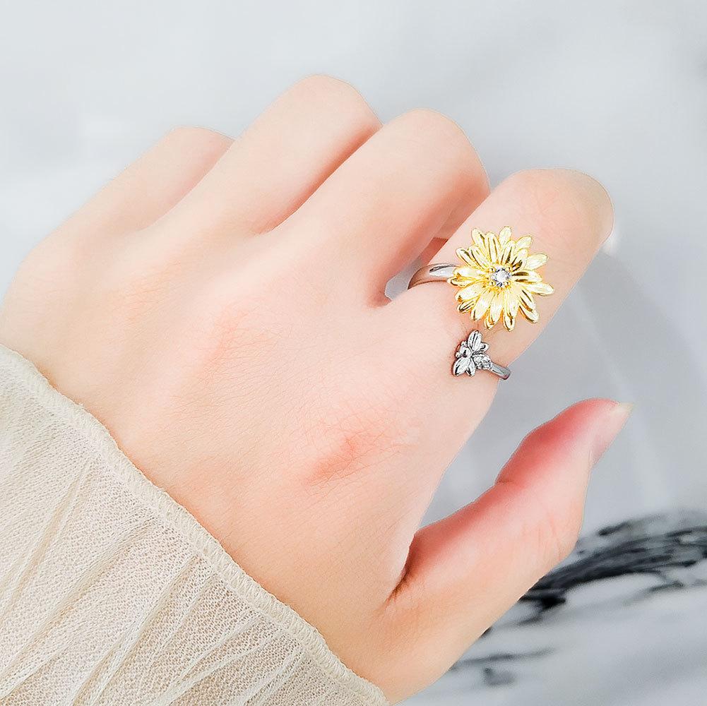 Modischer, verstellbarer, drehbarer Ring mit Sonnenblumenmotiv, hochwertiges Gefühl der Einfachheit, Mori-Hände umarmen personalisierten Fingerring, Handschmuck