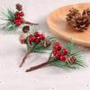 10 Stück Weihnachts-Simulationsbeere Kiefernzweig Dekoration Weihnachts-Kiefer Stechpalmenzweig Dekor Heim Feiertagsdekor Geschenkbox-Zubehör