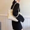 New Summer Straw Vacation Style Fashionable Large Capacity Female Student One-shoulder Handheld Casual French Tote Bag