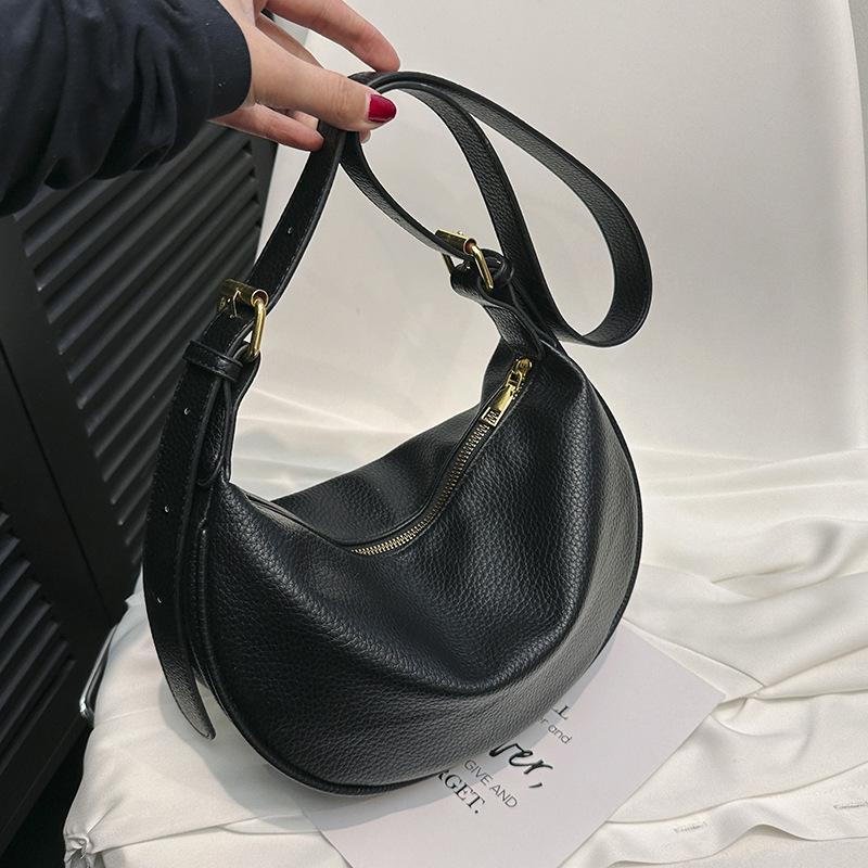 Fashion Soft Leather Crescent Crossbody Bag Casual Hobo Sling Shoulder Bag for Commute