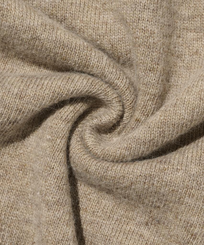 Roidesrois Light Raccoon Y-Neck Cardigan (Oatmeal)