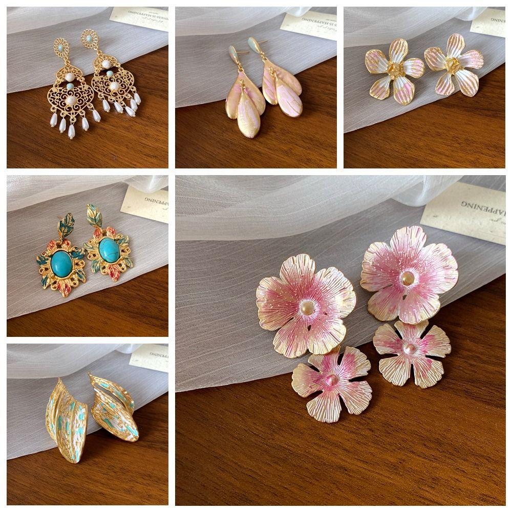 Trendy Baroque Enamel Flower Earrings Exquisite Sweet Oil Drop Flower Ear Studs Alloy Temperament Korean Style Earrings Jewelry