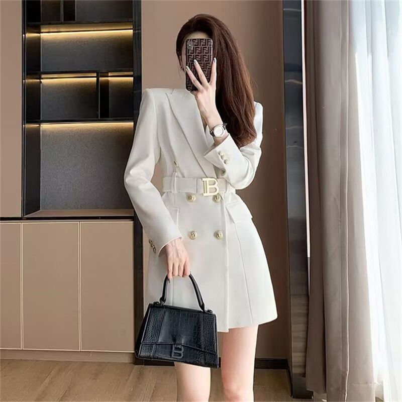Chic Women's French Style Double-breasted Suit for Spring and Autumn