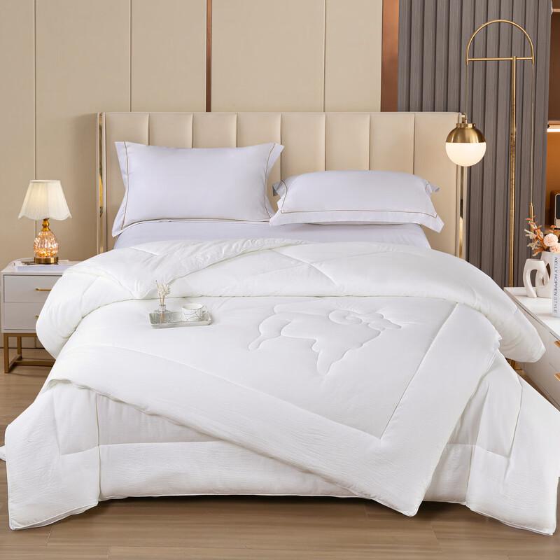 JUNXINGAZHENXIN All-Season Polyester Quilt